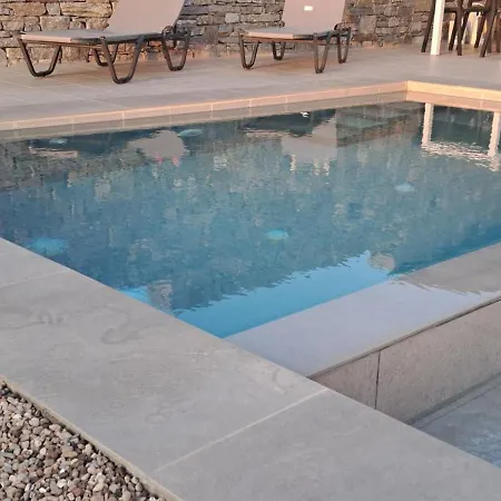 Small 4 Two Дом отдыха *