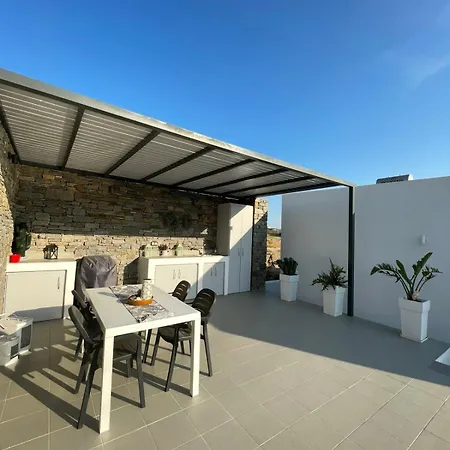 Small 4 Two Moni Christou Dasous