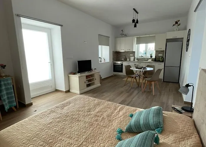 Holiday home Small 4 Two